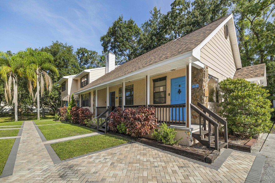 More Photos Of 12216 N 59th St, Tampa Apartments For Sale