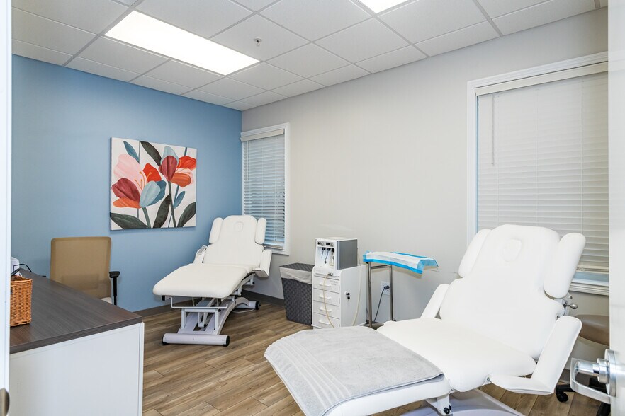 More Photos Of , Mason Office For Sale