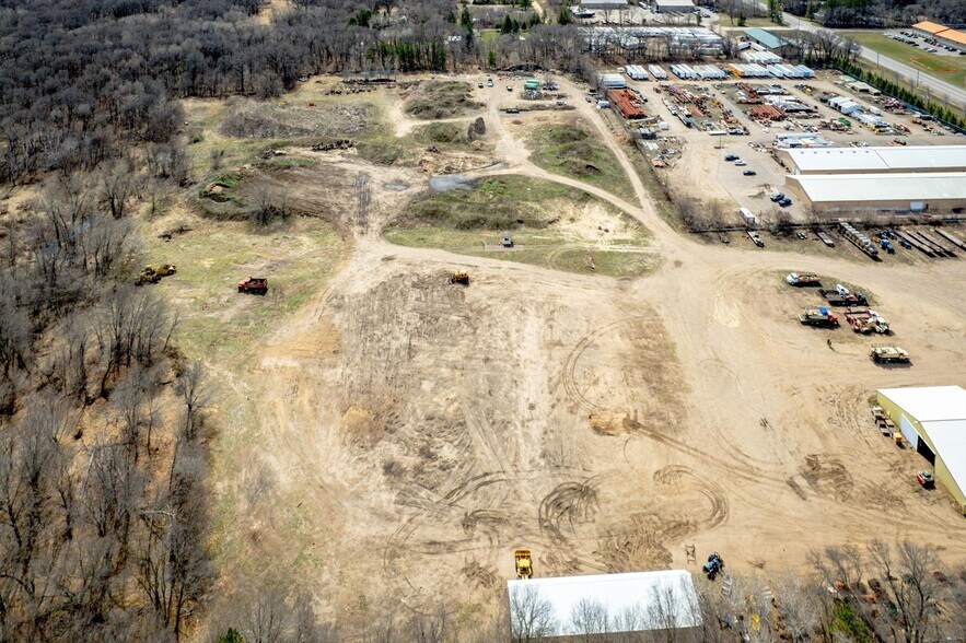 More Photos Of 13655 Lake Dr NE, Forest Lake Contractor Storage Yard For Lease