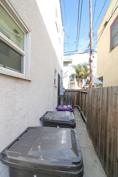 More Photos Of 707 E 7th St, Long Beach Apartments For Sale