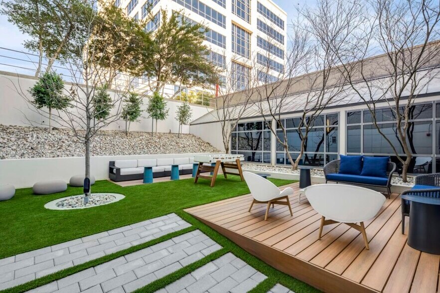 More Photos Of 6363 N State Highway 161, Irving Office For Lease