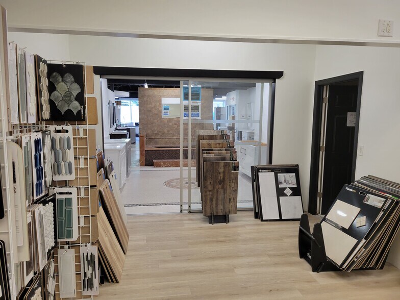 More Photos Of 1641 E Marlton Pike, Cherry Hill Showroom For Lease