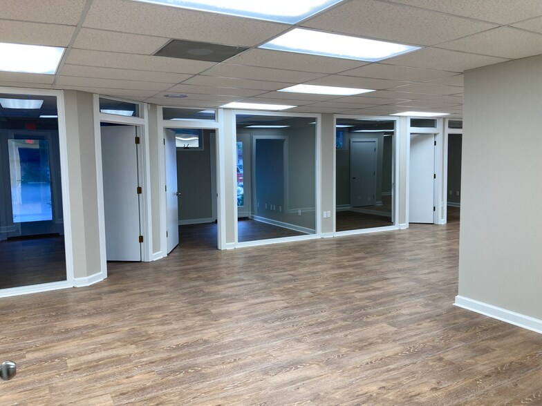 More Photos Of 2326 Centerville Rd, Tallahassee Medical For Sale