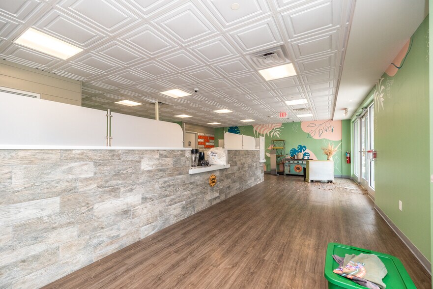 More Photos Of 325 Madison St, Lansdale Apartments For Lease