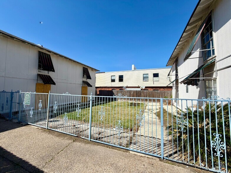 More Photos Of 4728 Ya Tittle Ave, Baton Rouge Apartments For Sale