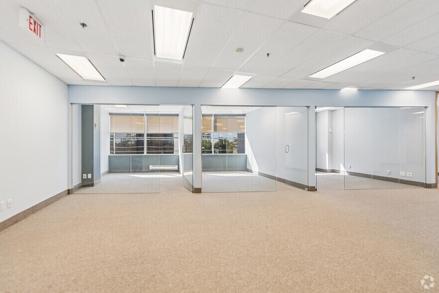 More Photos Of 30 Leek Cres, Richmond Hill Office For Lease