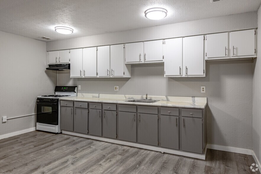 More Photos Of 30901 Lake Shore Blvd, Willowick Multifamily For Sale