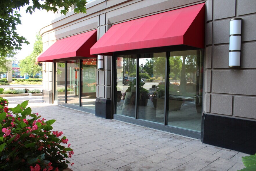More Photos Of 8000 Lincoln Ave, Skokie Apartments For Lease