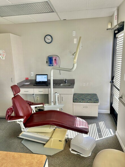 More Photos Of 493 Pleasant Valley Rd, Diamond Springs Medical For Lease