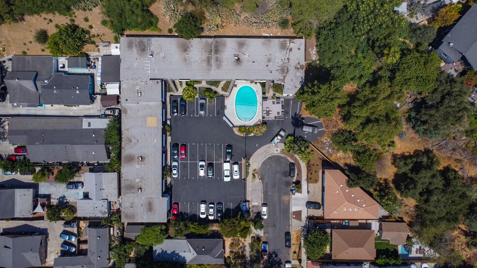 More Photos Of 200 S Avenue 59, Los Angeles Apartments For Sale