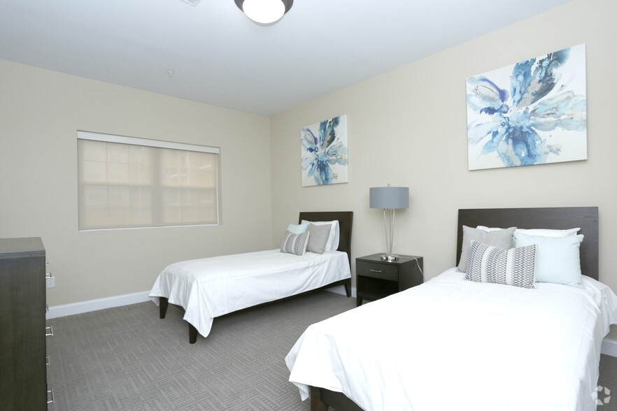 More Photos Of 415-419 Cedar Bridge Ave, Lakewood Apartments For Lease