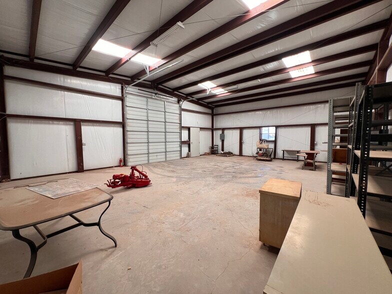 More Photos Of 14540 Dogwood Ave, Gardendale Industrial For Sale