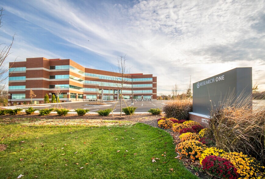 Primary Photo Of 10701 W Research Dr, Wauwatosa Office For Lease