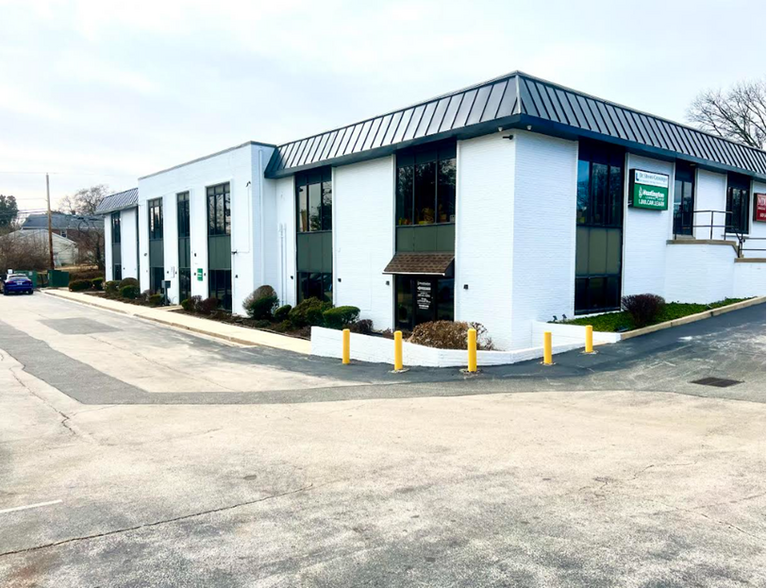 More Photos Of 891 Baltimore Pike, Springfield Township Medical For Sale
