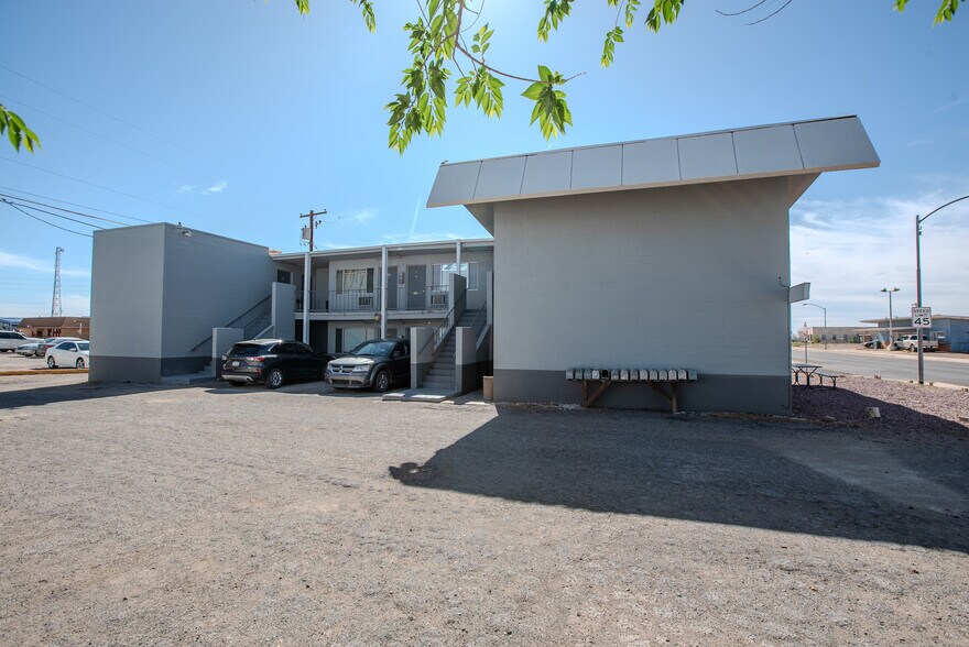More Photos Of 1220 E Second St, Winslow Apartments For Sale