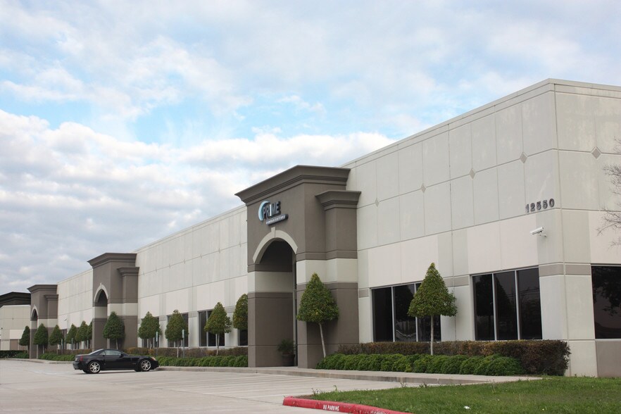 Primary Photo Of 12550 Reed Rd, Sugar Land Light Distribution For Lease