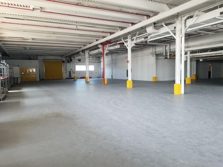 More Photos Of 545 Franklin Ave, Mount Vernon Warehouse For Sale