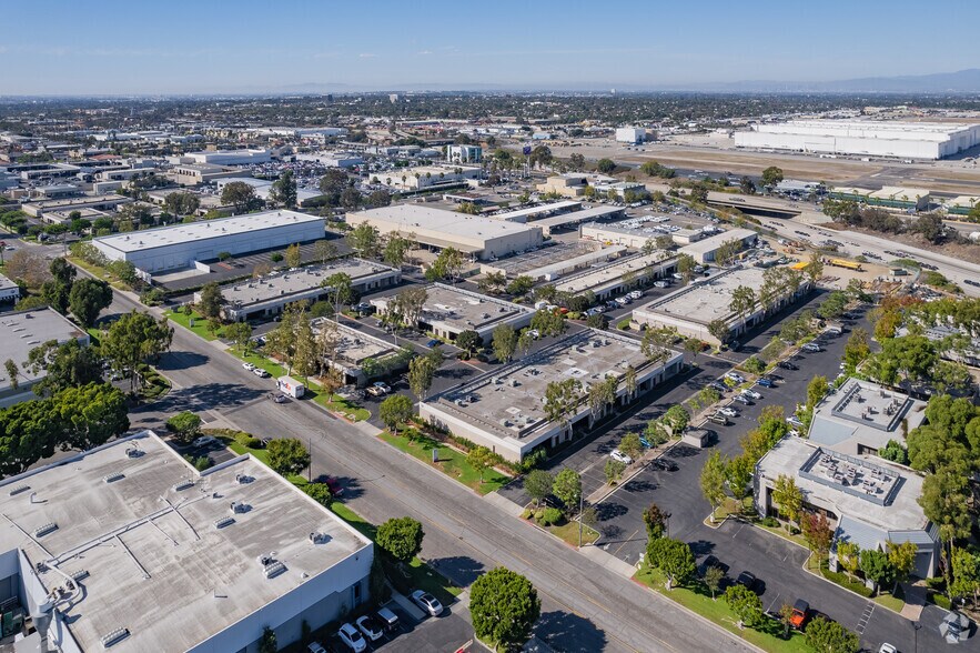 More Photos Of 2599 E 28th St, Signal Hill Unknown For Lease