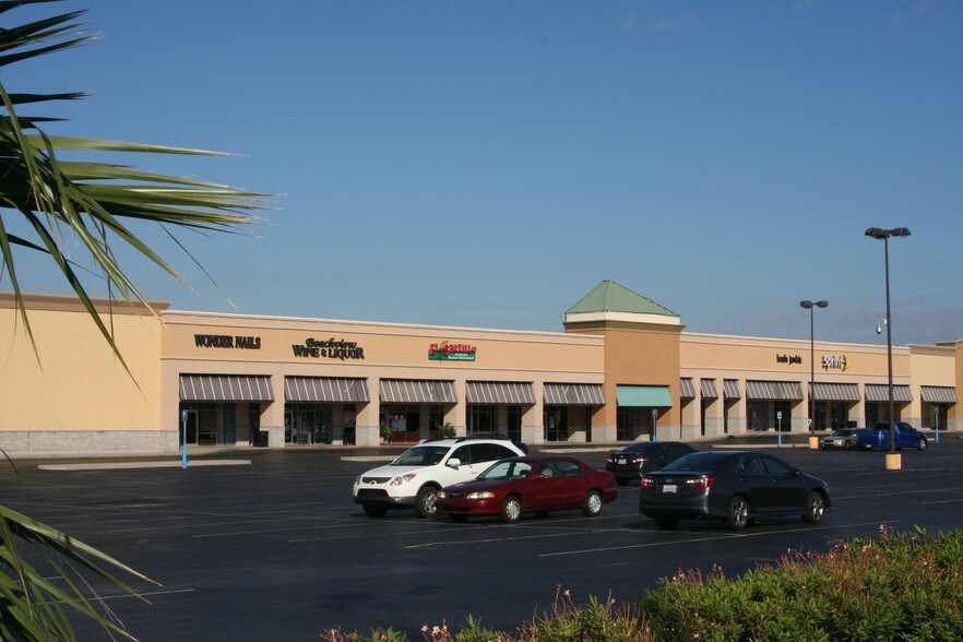 More Photos Of 2650 Beach Blvd, Biloxi Storefront For Lease