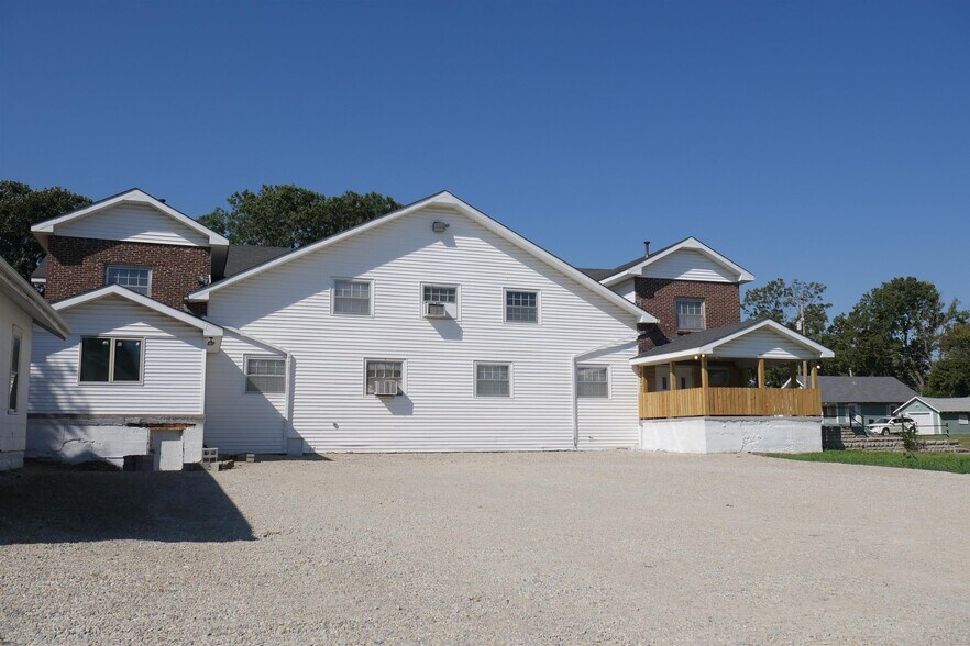 More Photos Of 501 S Topeka St, El Dorado Specialty For Sale