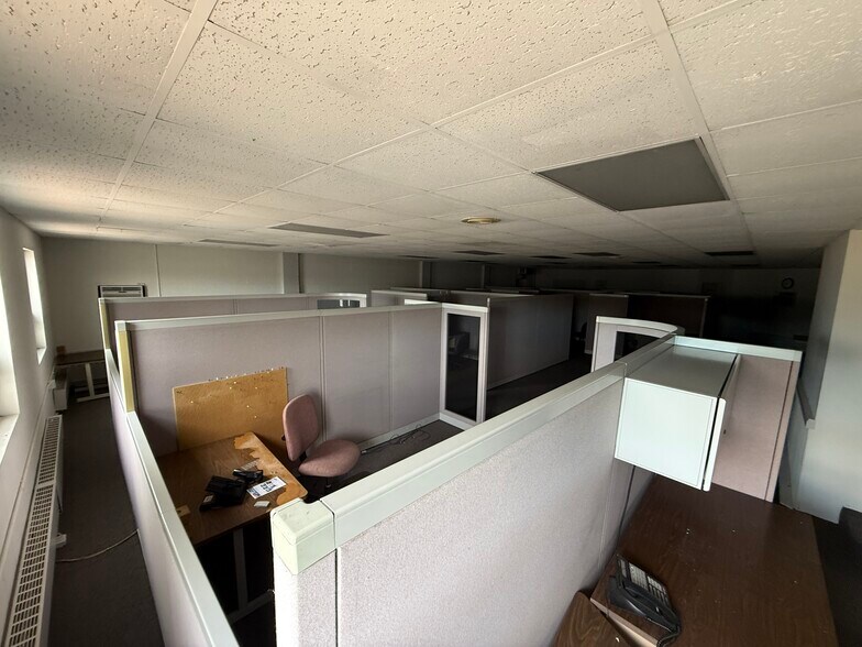 More Photos Of 731 Gratiot Ave, Saginaw Loft Creative Space For Lease