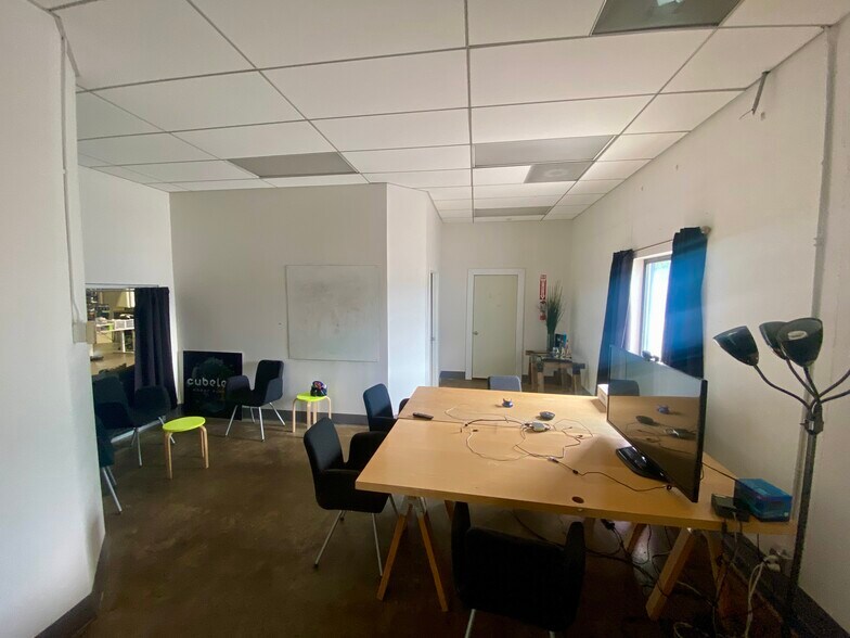 More Photos Of 1860 38th St, Boulder Distribution For Lease