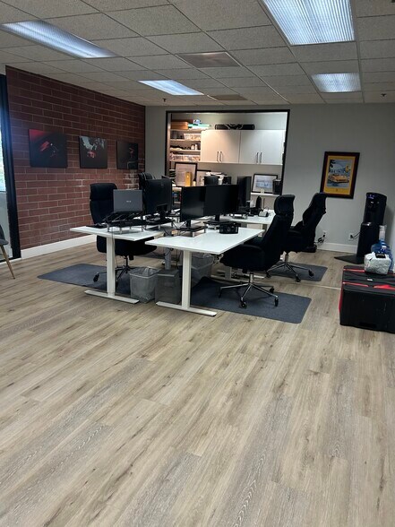 More Photos Of 2280 N University Dr, Newport Beach Office For Lease