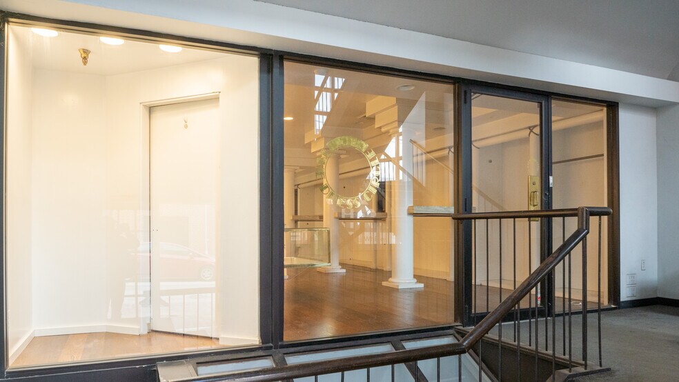 More Photos Of 736-738 Bellefonte St, Pittsburgh General Retail For Sale