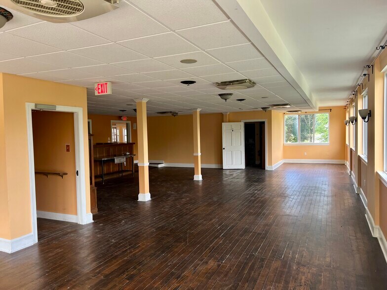 More Photos Of 4830 Schley Ave, Braddock Heights Lodge Meeting Hall For Sale