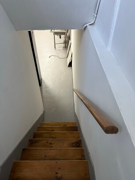 More Photos Of 4009 34th St, Mount Rainier Restaurant For Sale