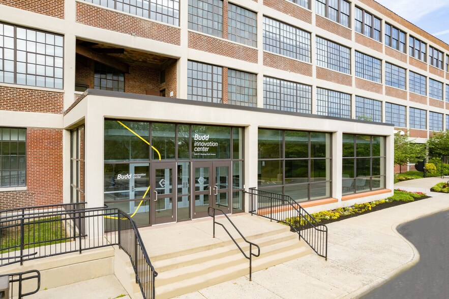 More Photos Of 2450 W Hunting Park Ave, Philadelphia Unknown For Lease