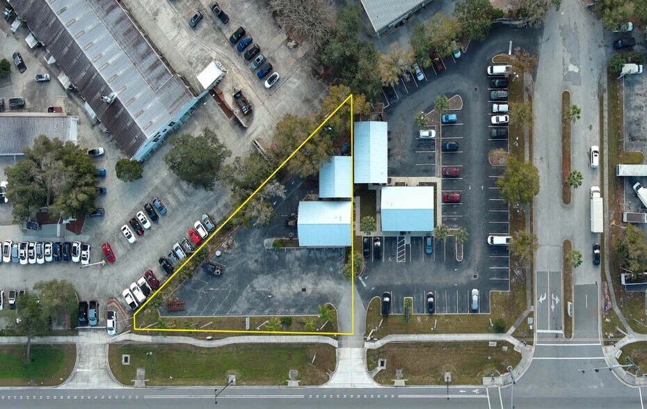 More Photos Of 4185 S Orlando Dr, Sanford Freestanding For Lease
