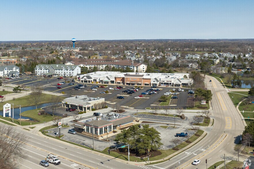 More Photos Of 5320-5340 Grand Ave, Gurnee General Retail For Lease