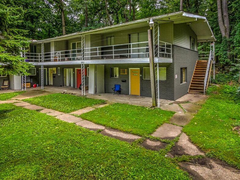 Primary Photo Of 501-515 Carpenter St, Akron Apartments For Sale