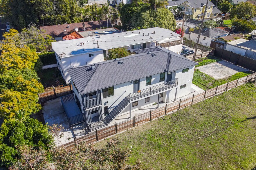 More Photos Of 528 Westminster Ave, Venice Apartments For Sale