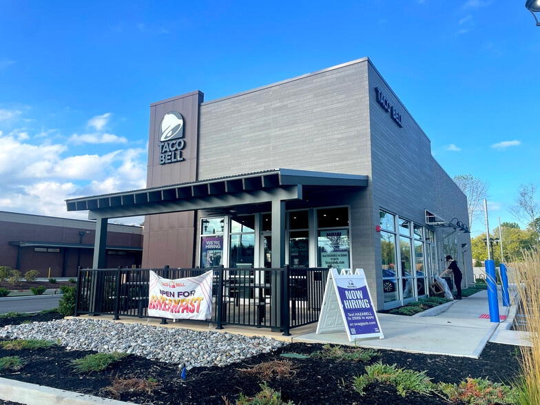 More Photos Of 3301 US Highway 9, Freehold Unknown For Lease