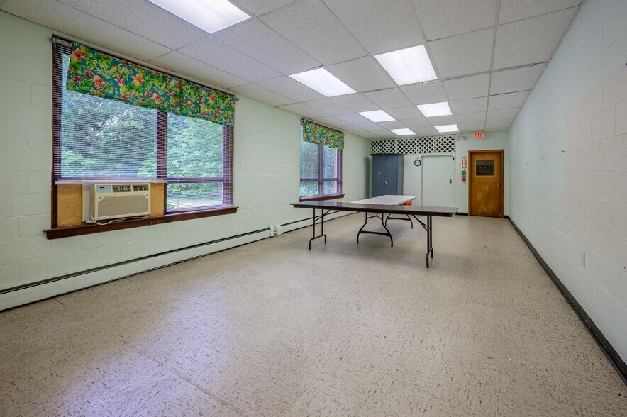 More Photos Of 240 Creek Rd, Mount Laurel Religious Facility For Sale