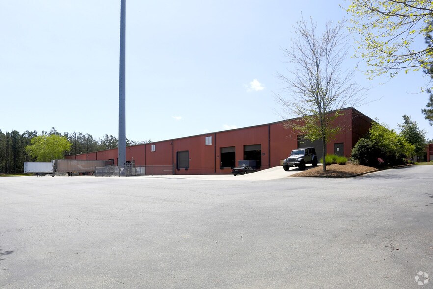 More Photos Of 225 Curie Dr, Alpharetta Light Distribution For Lease