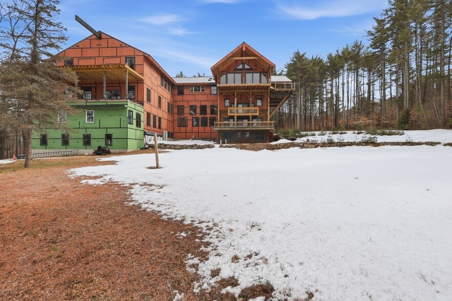 More Photos Of 1420 N High St, Bridgton Apartments For Sale