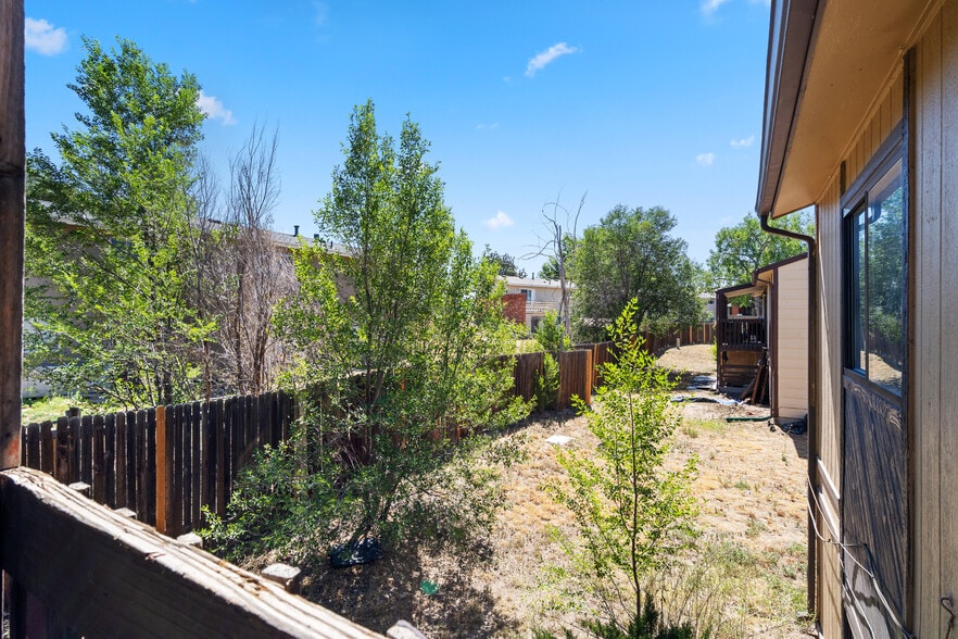 More Photos Of 935 Hathaway Dr, Colorado Springs Apartments For Sale