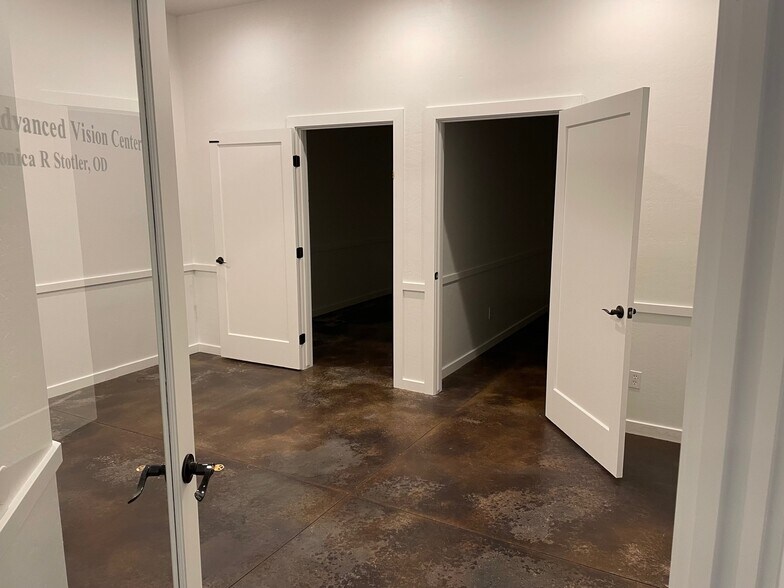 More Photos Of 1951 Commerce Center Circle, Prescott Medical For Lease