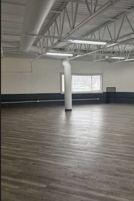 More Photos Of 391 Charles Ct, West Chicago Warehouse For Sale