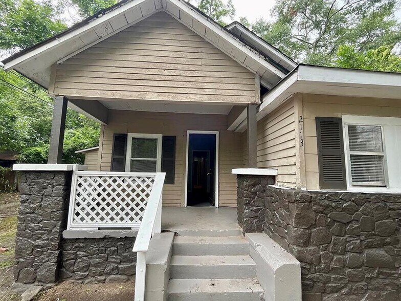 More Photos Of 1035 Fisk Ave, Columbus Specialty For Sale