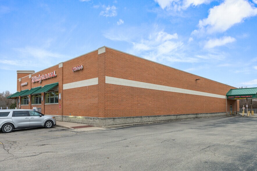 More Photos Of 5901 Springboro Pike, Dayton General Retail For Sale