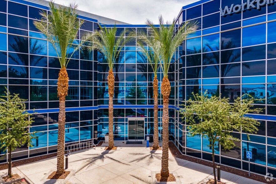 More Photos Of 3377 S Price Rd, Chandler Office For Lease