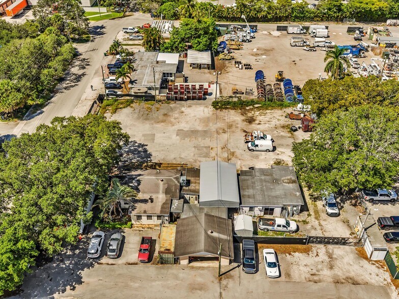 Primary Photo Of 4901 SW 51st St, Davie Warehouse For Sale