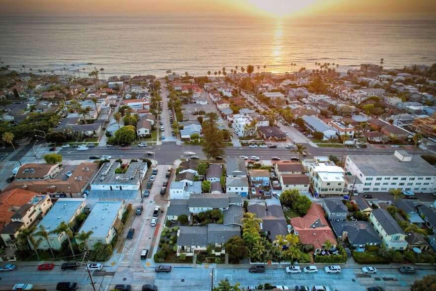 More Photos Of 428-438 Rosemont St, La Jolla Apartments For Sale