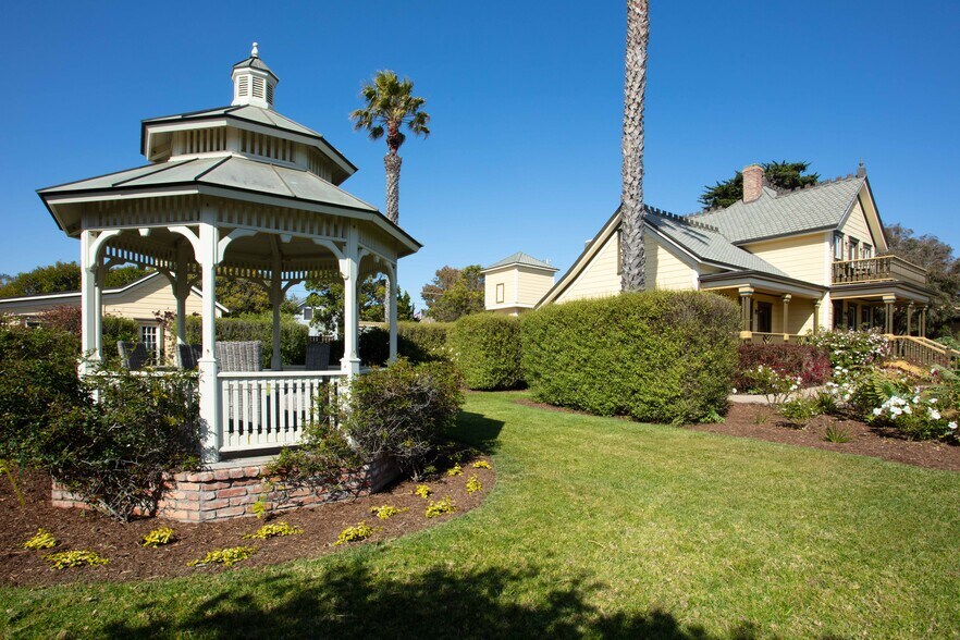 More Photos Of 149 Cayucos Dr, Cayucos Hospitality For Sale