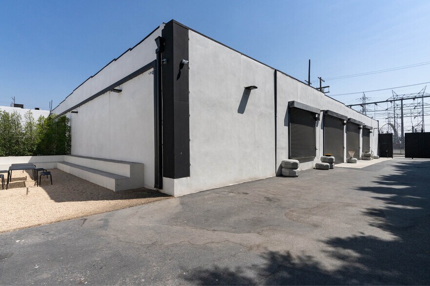 More Photos Of 609 S Santa Fe Ave, Los Angeles Manufacturing For Lease