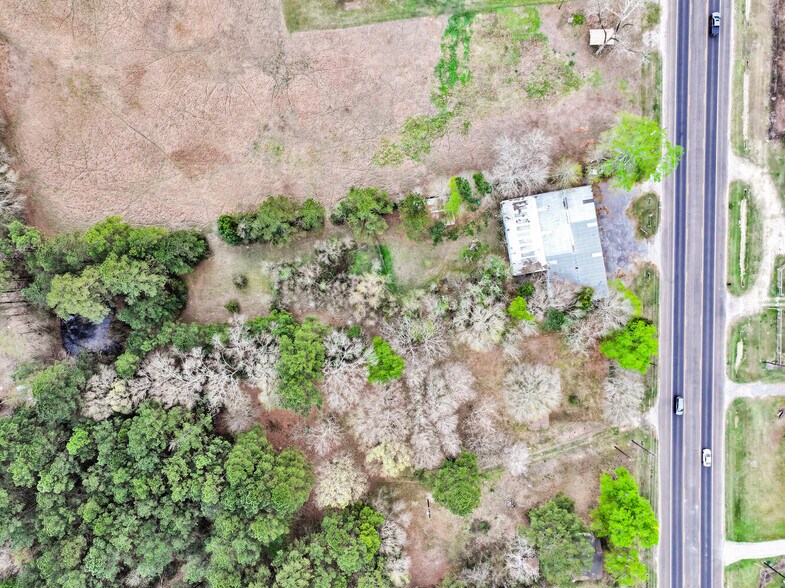 More Photos Of 2852 FM 92, Silsbee Warehouse For Sale